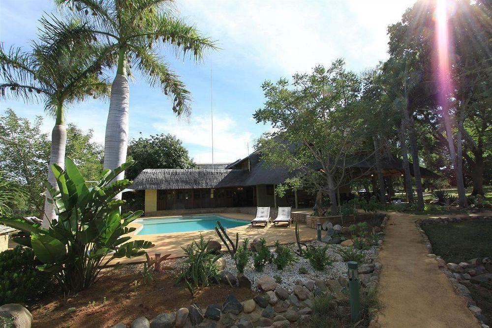 Kubu Safari Lodge Hoedspruit Eksteriør billede