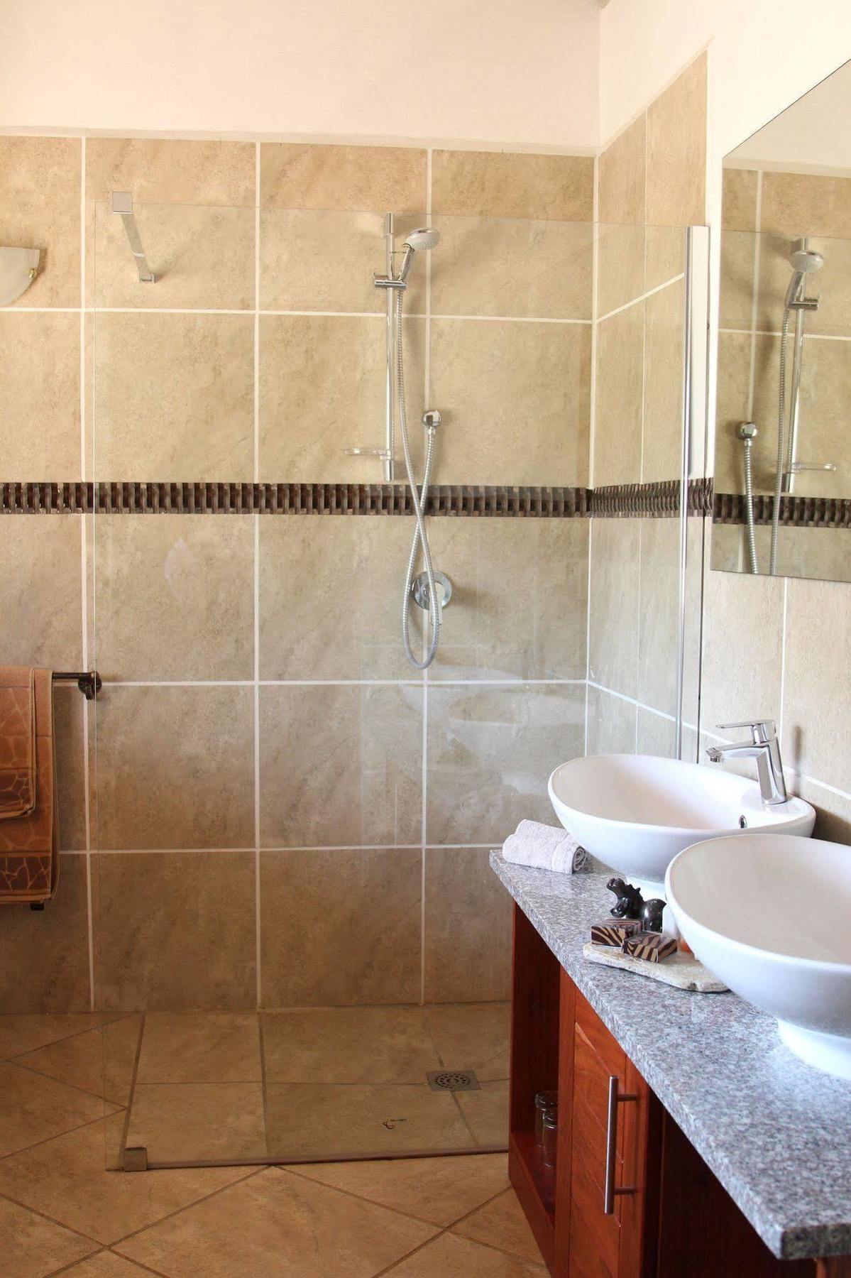 Kubu Safari Lodge Hoedspruit Eksteriør billede